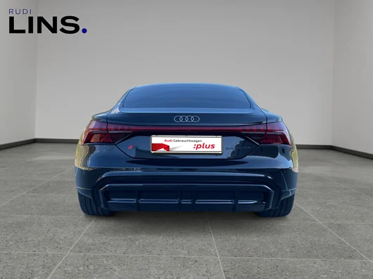 Bild eines Audi S e-tron GT