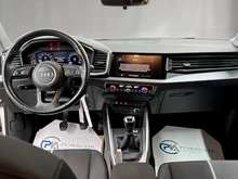 Audi A1 Sportback 25 TFSI intense in Cortinaweiss