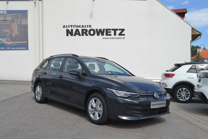 VW Golf Variant Life mHeV DSG