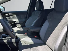 VW ID.4 Pro 4MOTION 220 kW Business -77 kWh in Grenadillschwarz Metallic
