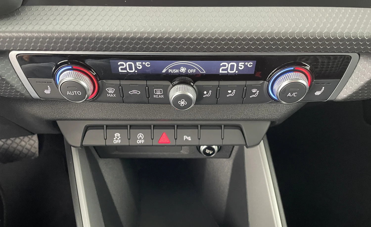 Bild eines Audi A1 allstreet 30 TFSI intense