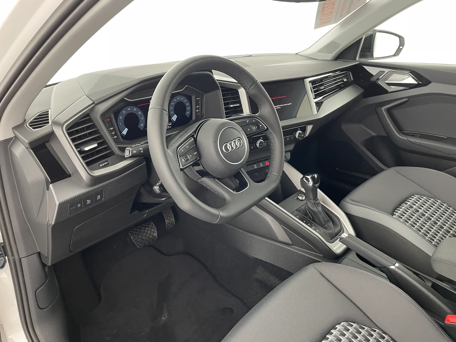 Bild eines Audi A1 allstreet 30 TFSI intense