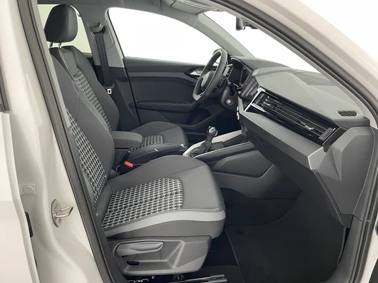 Bild eines Audi A1 allstreet 30 TFSI intense