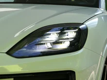 Thumbnail-Foto von Fahrzeug