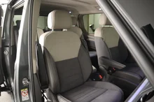 VW Multivan Style eHybrid 180 kW 4MOTION in Indiumgrau Metallic