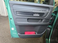 VW ID Buzz ID. Buzz Pro 210 kW in Bay Leaf Green Metallic