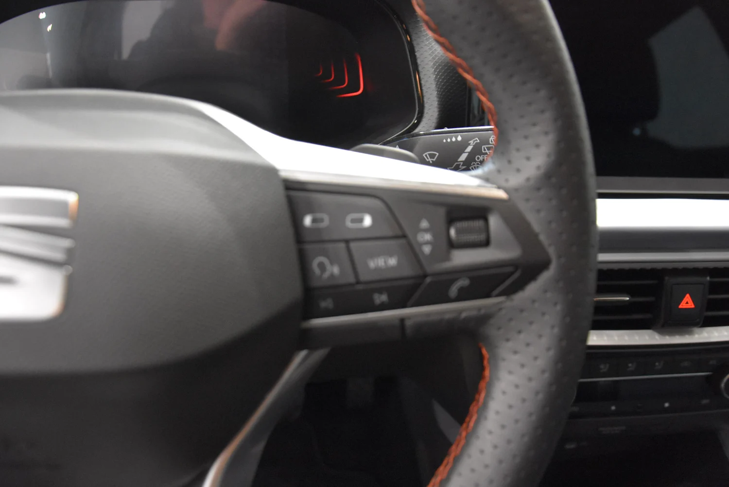 Bild eines Arona FR 1.0 TSI DSG