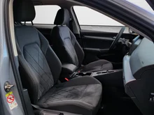 VW Golf Life TDI DSG in Mondsteingrau