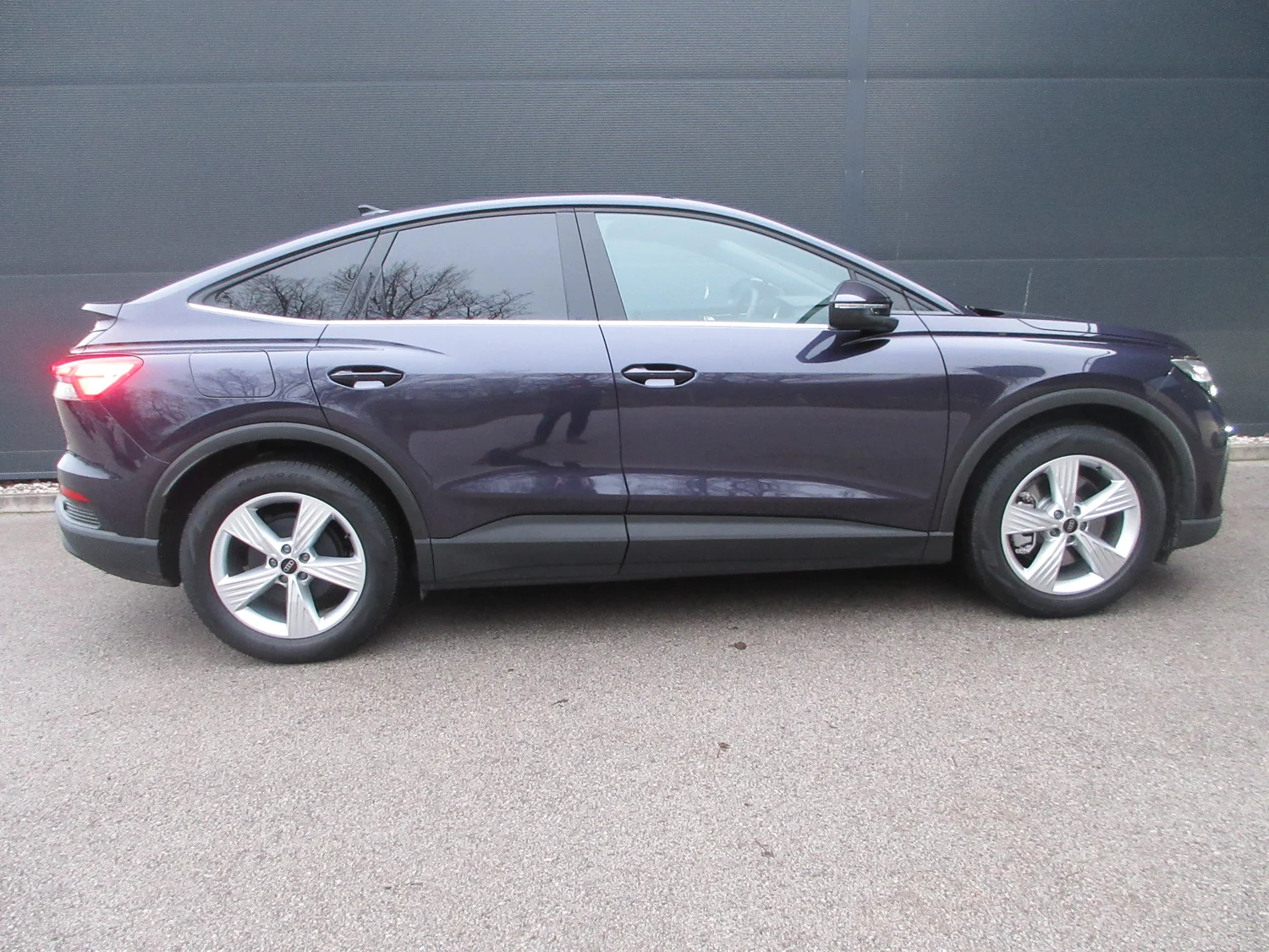 Bild eines Q4 Sportback 45 e-tron quattro