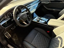 Audi A8 60 TFSI e quattro Lang in mythosschwarz metallic