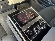 Audi A8 60 TFSI e quattro Lang in mythosschwarz metallic