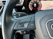 Audi A3 Sportback 30 TFSI intense in brillantschwarz