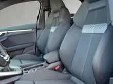 Audi A3 Sportback 30 TFSI intense in brillantschwarz