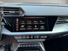 Audi A3 Sportback 30 TFSI intense in brillantschwarz