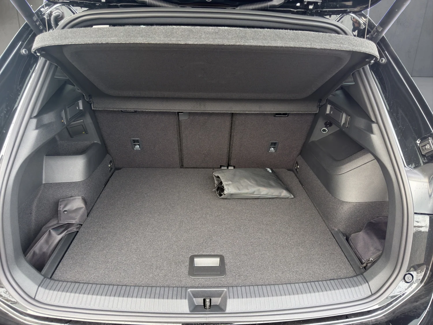 Bild eines VW Tiguan R-Line TDI DSG