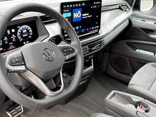 VW Multivan Style ÜH eHybrid 180 kW 4MOTION in Grenadillschwarz