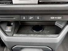 VW Multivan Style ÜH eHybrid 180 kW 4MOTION in Grenadillschwarz