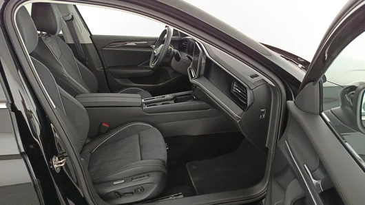 Bild eines VW Passat Variant Business eHybrid 150kW