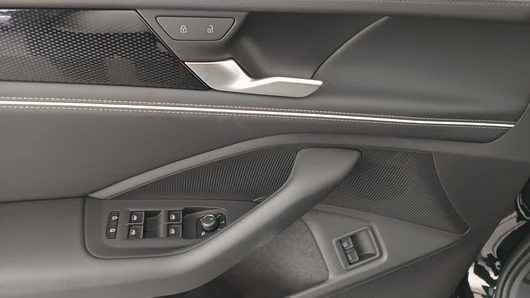 Bild eines VW Passat Variant Business eHybrid 150kW