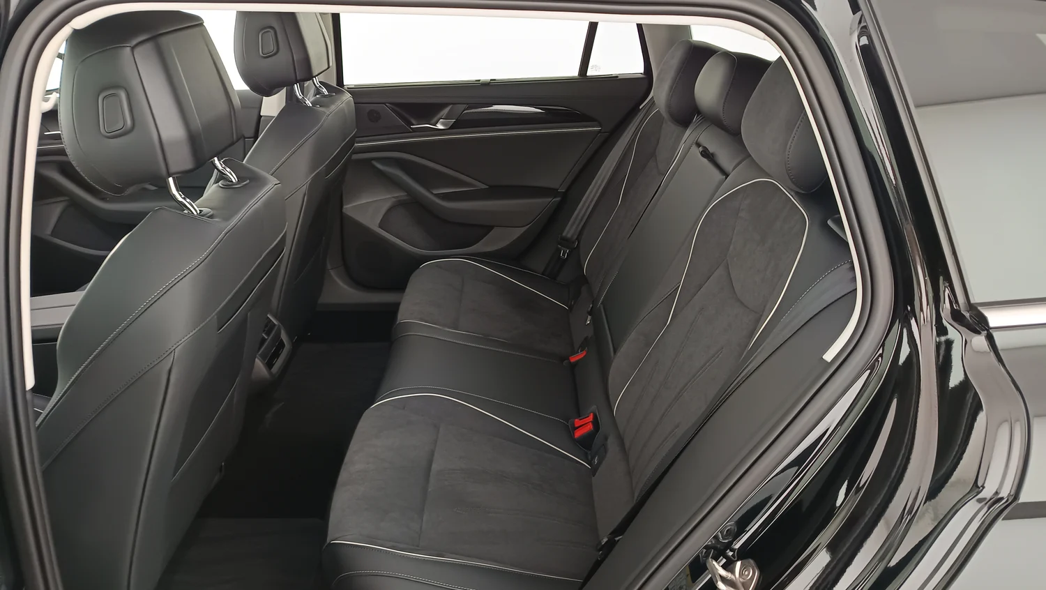 Bild eines VW Passat Variant Business eHybrid 150kW