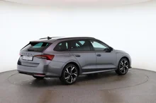Škoda Octavia Combi Sportline TDI DSG in Graphit-Grau Metallic