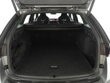Škoda Octavia Combi Sportline TDI DSG in Graphit-Grau Metallic