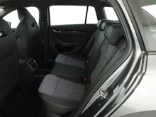 Škoda Octavia Combi Sportline TDI DSG in Graphit-Grau Metallic