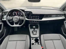 Audi A3 Sportback 30 TFSI S line exterieur in Daytonagrau Perleffekt