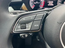 Audi A3 Sportback 30 TFSI S line exterieur in Daytonagrau Perleffekt