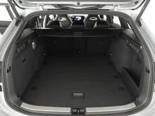 VW Passat Variant Sport eTSI DSG in Oyster Silver Metallic
