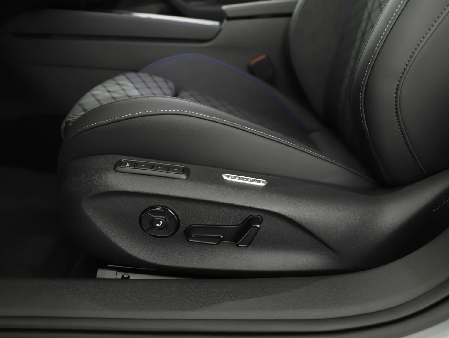 Bild eines VW Passat Variant Sport eTSI DSG