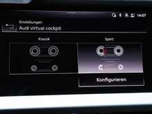 Audi A3 Limousine 35 TFSI advanced in 0E Mythosschwarz Metallic