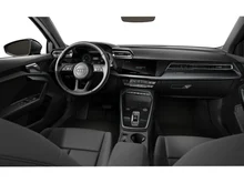 Audi A3 Limousine 35 TFSI advanced in 0E Mythosschwarz Metallic