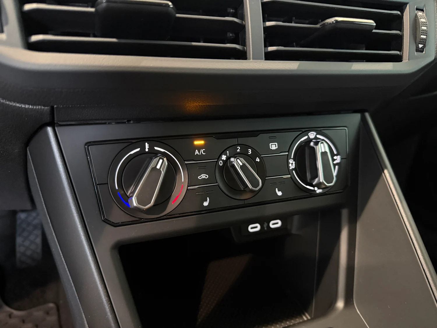 Bild eines VW Taigo 4Me TSI