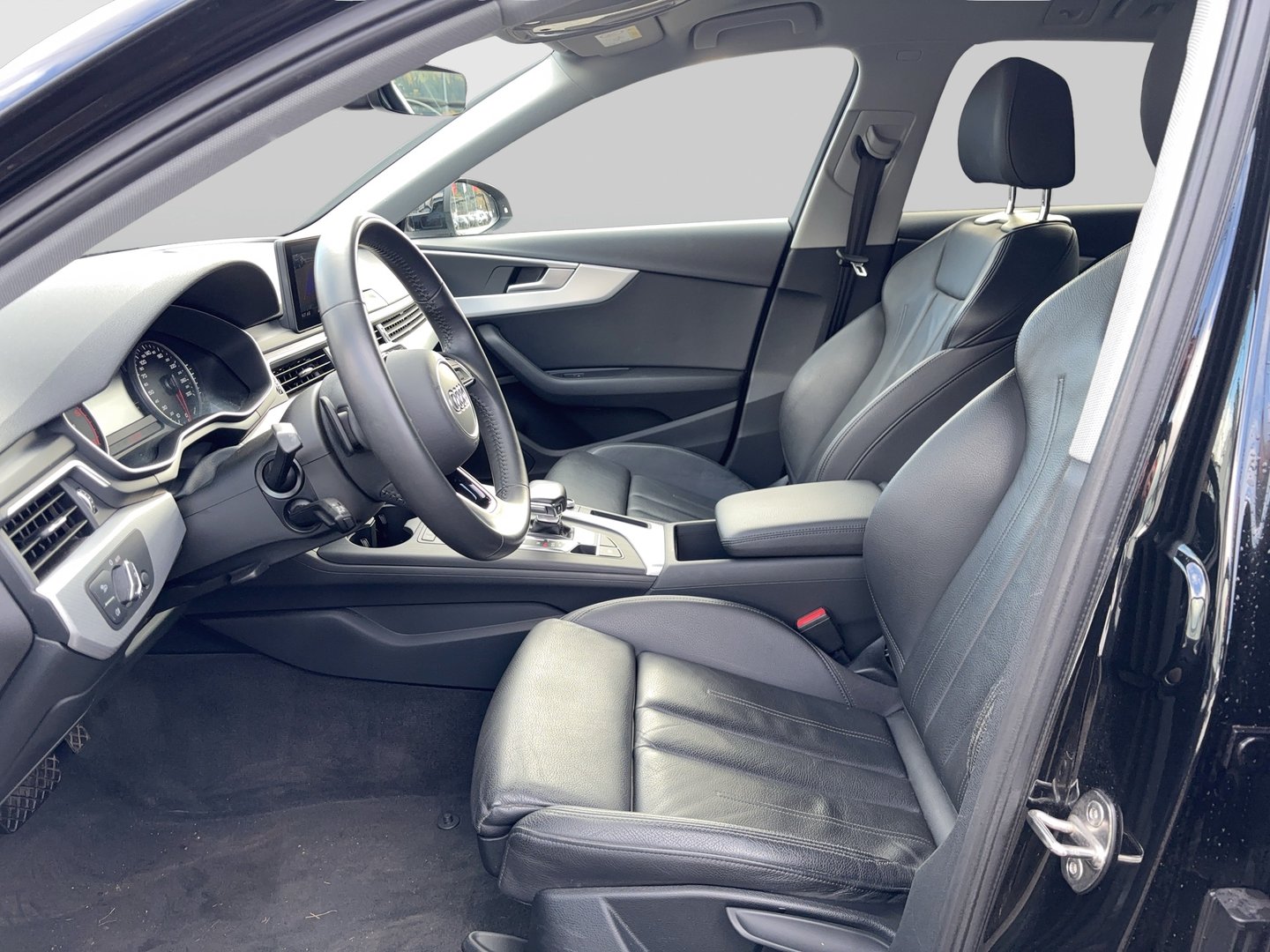 Audi A4 Avant 2.0 TDI Sport | Bild 11 von 29