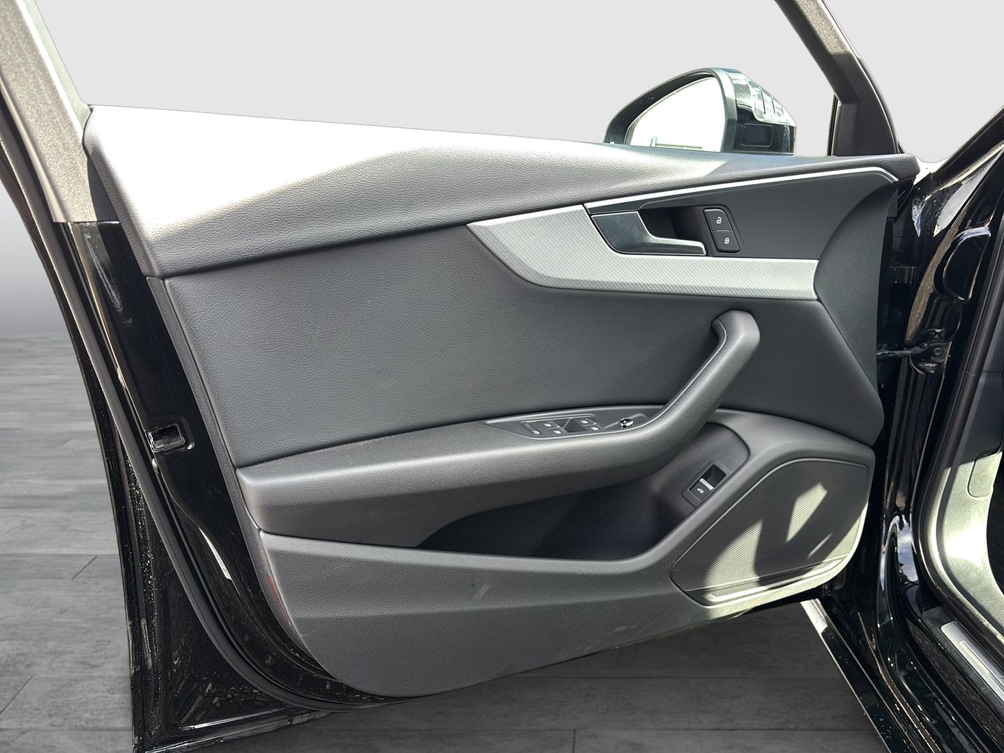 Audi A4 Avant 2.0 TDI Sport | Bild 8 von 29