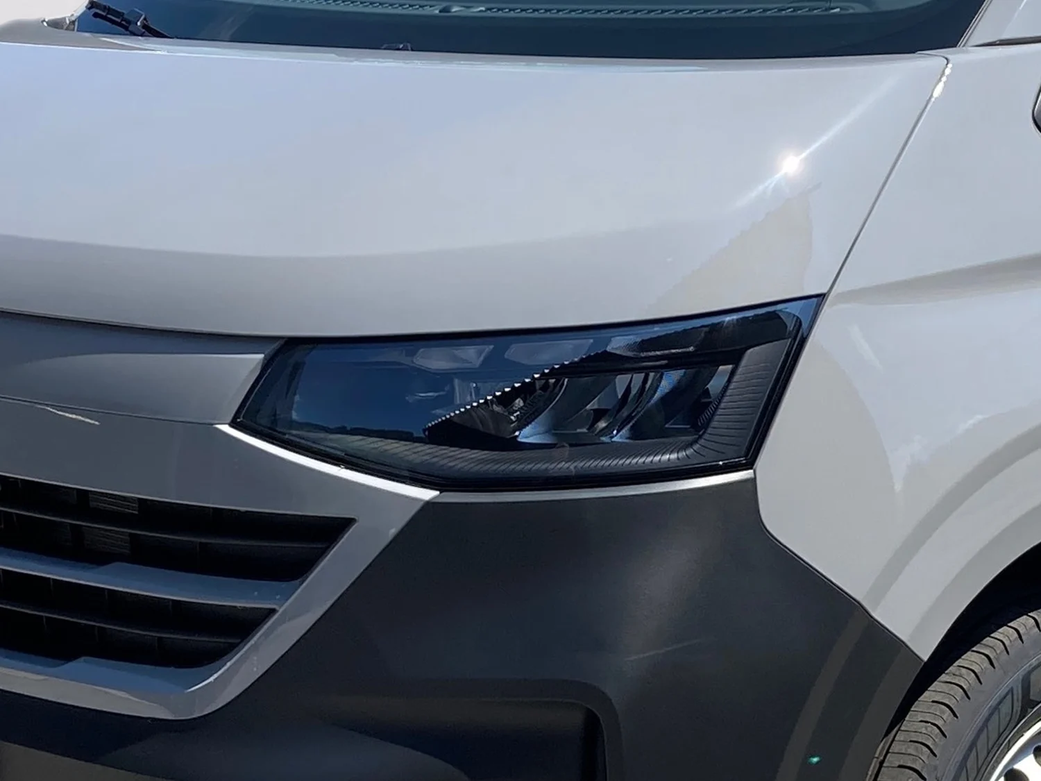 Bild eines VW Transporter Kombi LR TDI 4MOTION