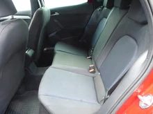 SEAT Arona FR Austria 1.0 TSI DSG in Desire-Red Metallic Nacht-Schwarz