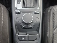 Audi Q2 40 TFSI quattro Sport in mythosschwarz metallic