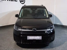 VW Caddy Life TDI 4MOTION in Deepblack Perleffekt