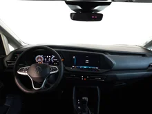VW Caddy Life TDI 4MOTION in Deepblack Perleffekt