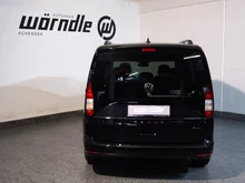 VW Caddy Life TDI 4MOTION in Deepblack Perleffekt