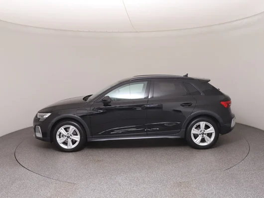 Bild eines Audi A3 allstreet 40 TFSI e