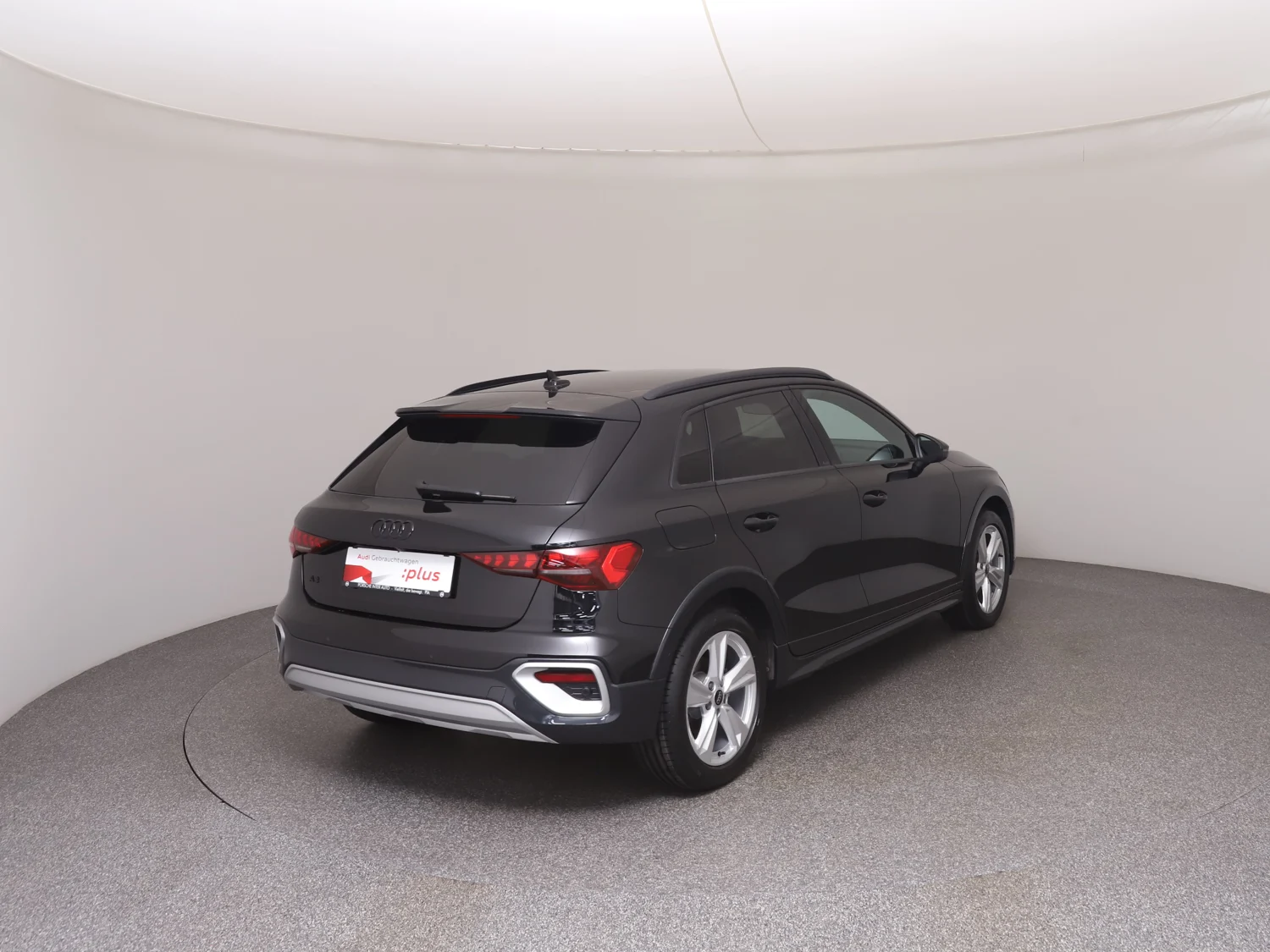Bild eines Audi A3 allstreet 40 TFSI e