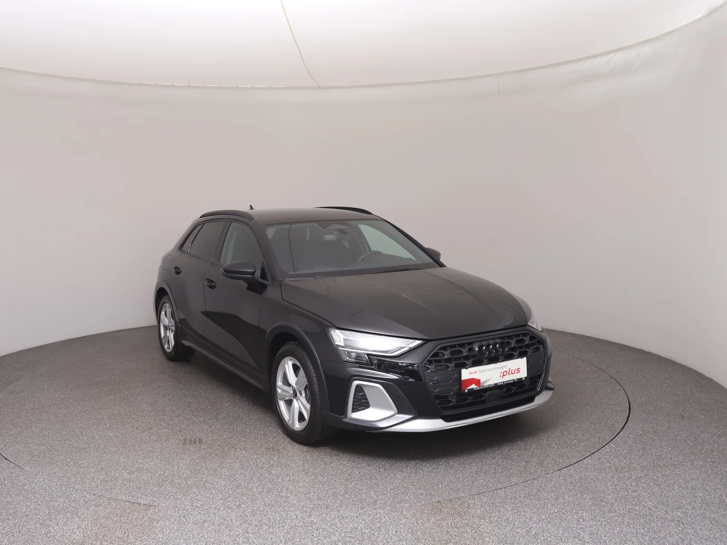 Bild eines Audi A3 allstreet 40 TFSI e