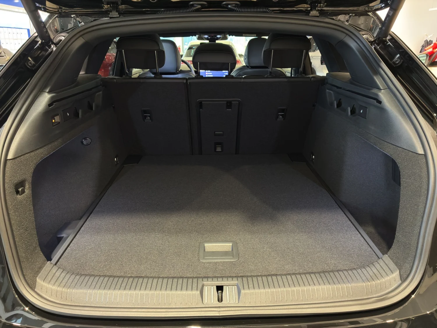 Bild eines VW ID.7 Tourer Pro S 210 kW Business-86 kWh