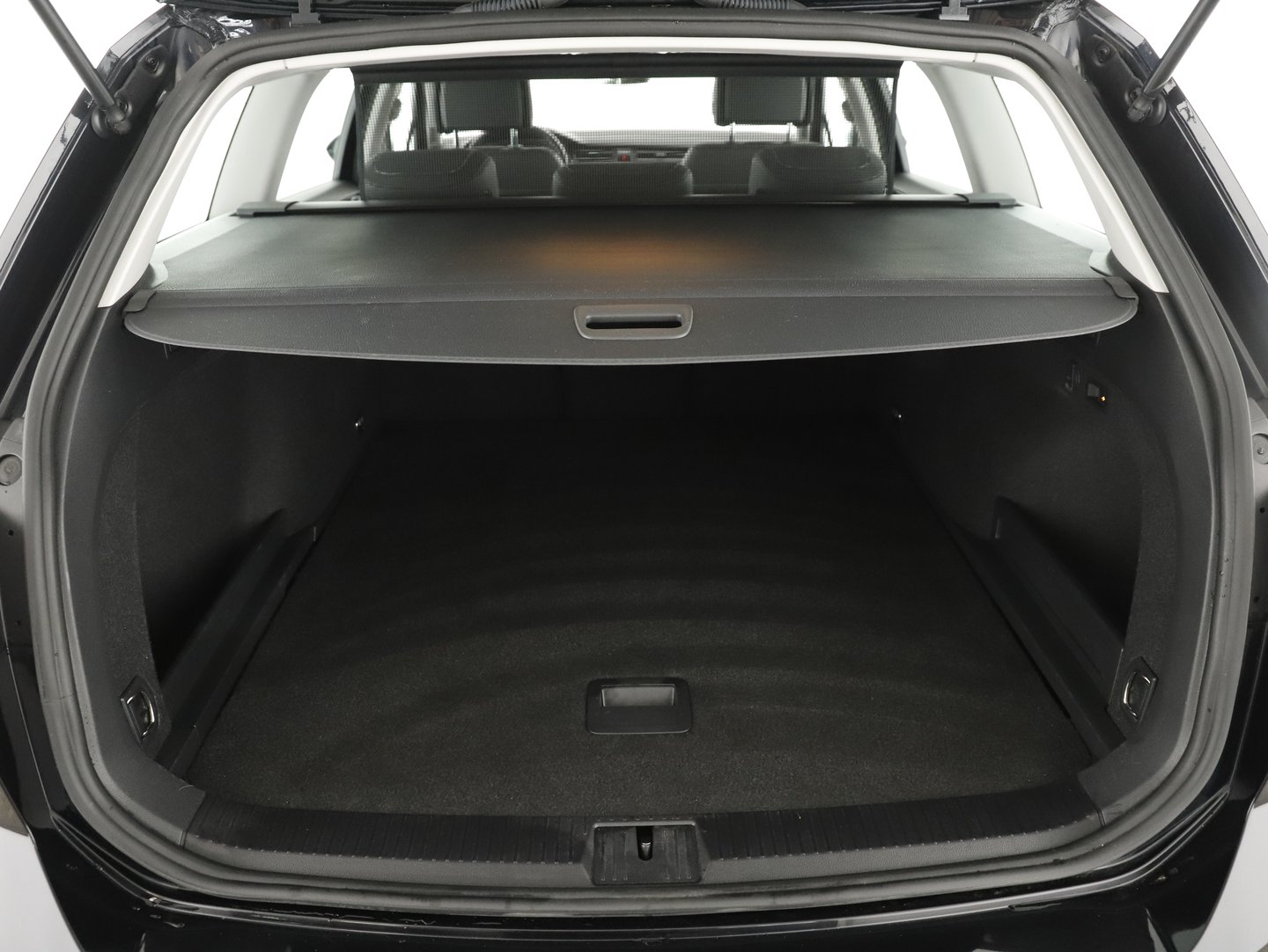 VW Passat Alltrack TDI 4MOTION DSG | Bild 10 von 14
