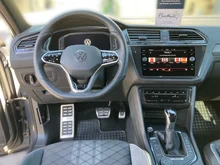VW Tiguan R-Line TDI SCR 4MOTION DSG in Delfingrau Metallic