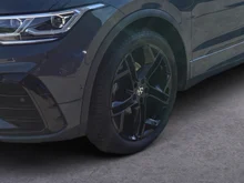 VW Tiguan R-Line TDI SCR 4MOTION DSG in Delfingrau Metallic