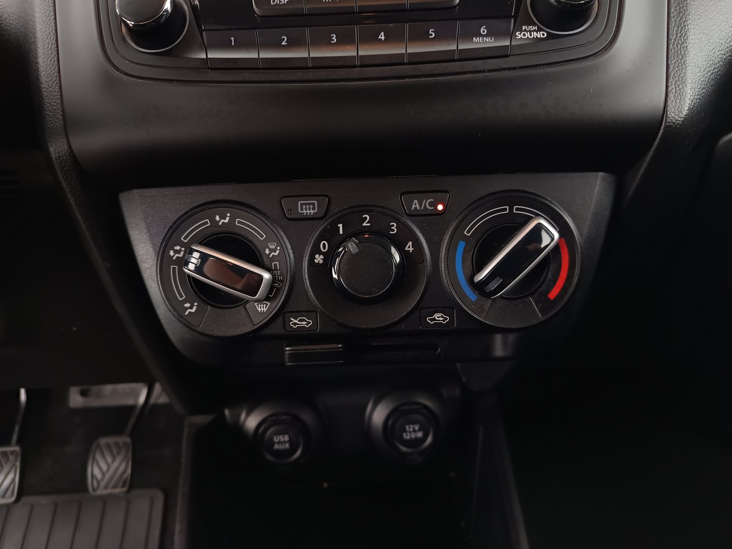 Suzuki Swift 1,2 Hybrid DualJet Clear | Bild 18 von 22